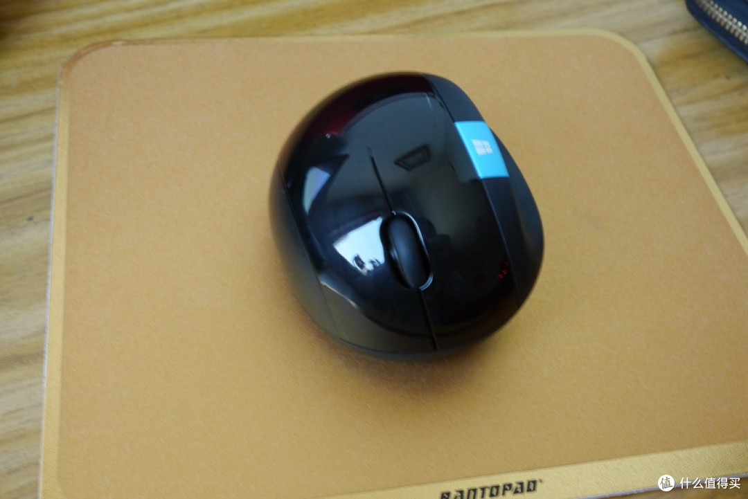 来尝尝微软的小馒头:Microsoft Sculpt Ergonomic 鼠标