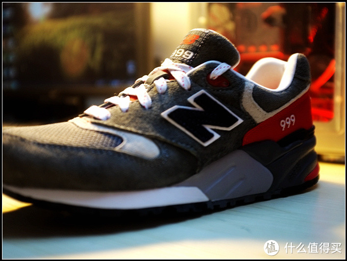 小台灯模式下的Fujifilm：New Balance 新百伦 999 Elite Edition慢跑鞋开箱