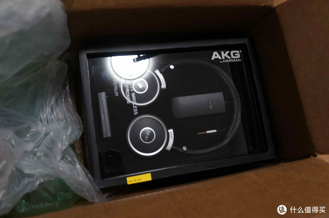 夜半观影的神器：AKG 爱科技 便携无线耳机 K840KL