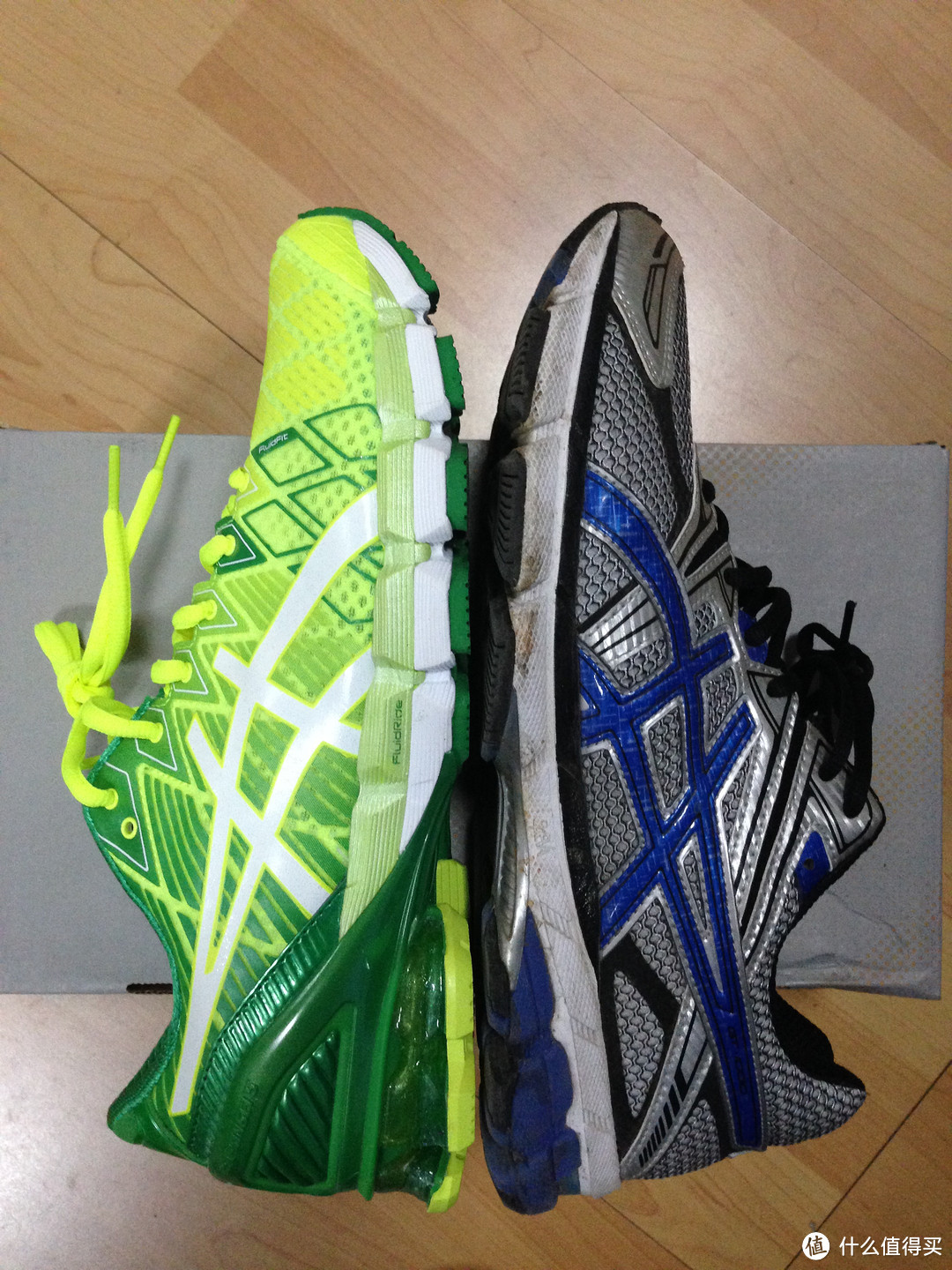 体验最*级?ASICS 亚瑟士 Gel Kinsei 5 金星系列 *级旗舰男款跑鞋