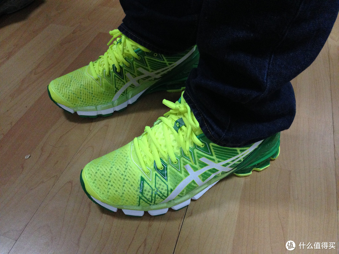 体验最*级?asics 亚瑟士 gel kinsei 5 金星系列*级旗舰男款跑鞋