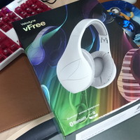 威力登 vFree 蓝牙耳机外观展示(充电线|指示灯|接口|按键|麦克风)