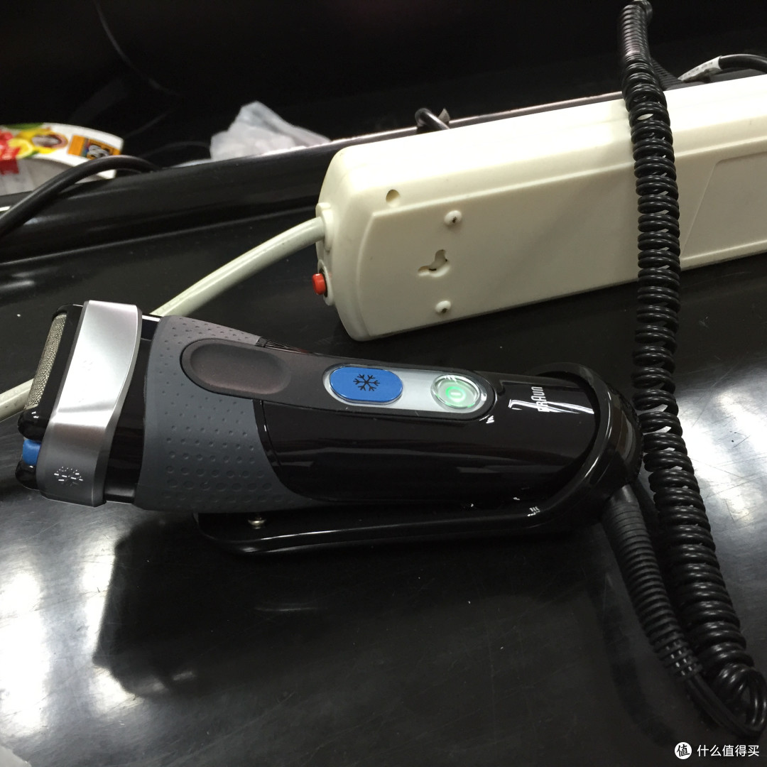 大明湖畔的博朗冰感braun博朗ct6cc电动剃须刀