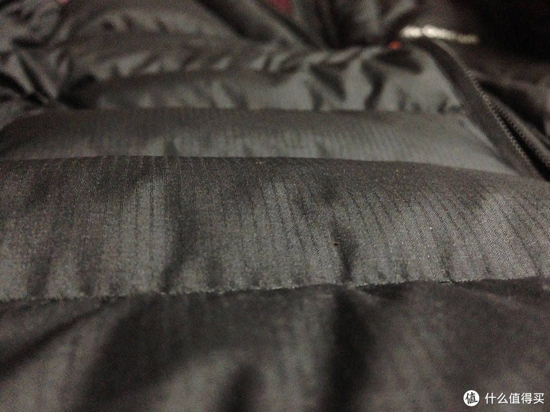 见面不如闻名：DECATHLON 迪卡侬短款轻薄羽绒服QUECHUA 晒单