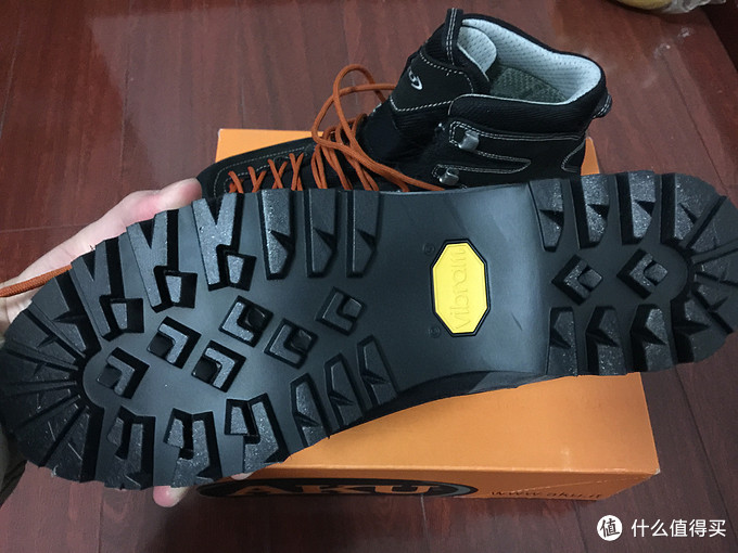 伪驴的冲动就是魔鬼 Aku意大利产viaz Gtx 登山鞋入手 登山鞋 什么值得买