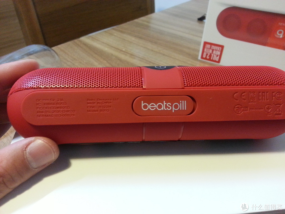 神奇大力丸：Beats pill 胶囊蓝牙无线音箱 红色款开箱晒图