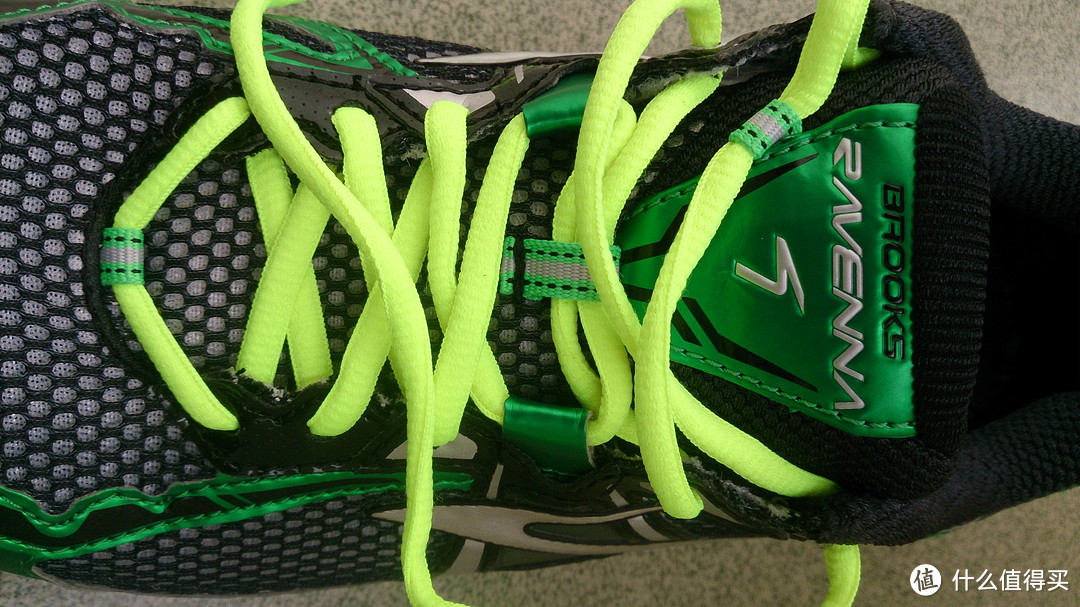 黑暗里的绿色妖精：Brooks Ravenna 4 指导系跑步鞋