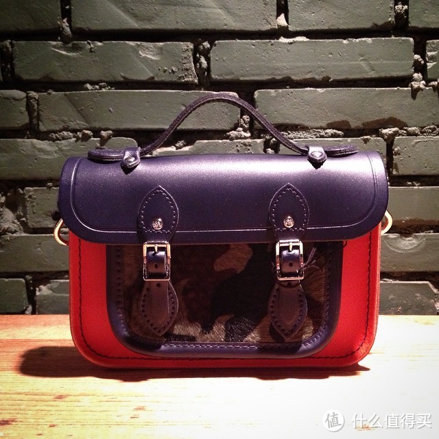 IZZUE X THE CAMBRIDGE SATCHEL COMPANY 2014秋冬新款 Mini 剑桥包开售