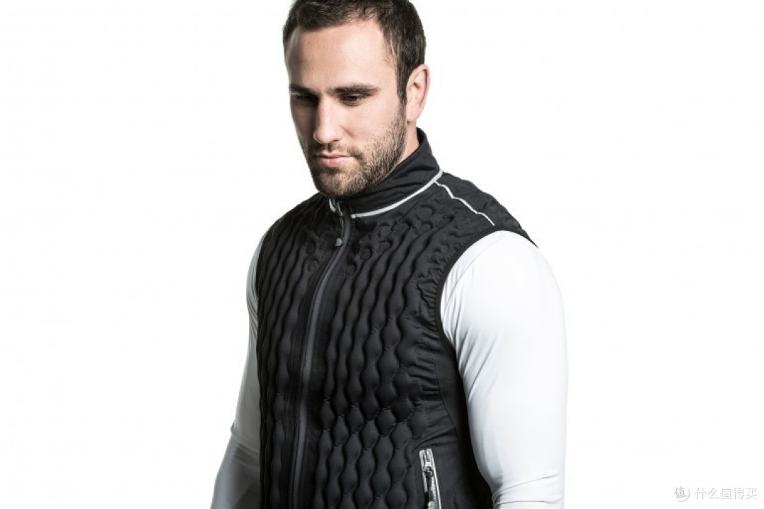 用气体保暖nudown充气外套开售可按需调节保暖程度