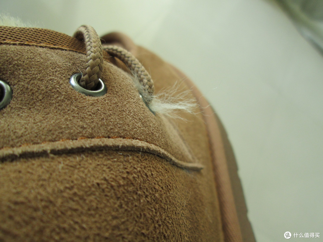 抹去冬日出脚汗的烦恼:Shearers UGG 贝克汉姆款 雪地靴