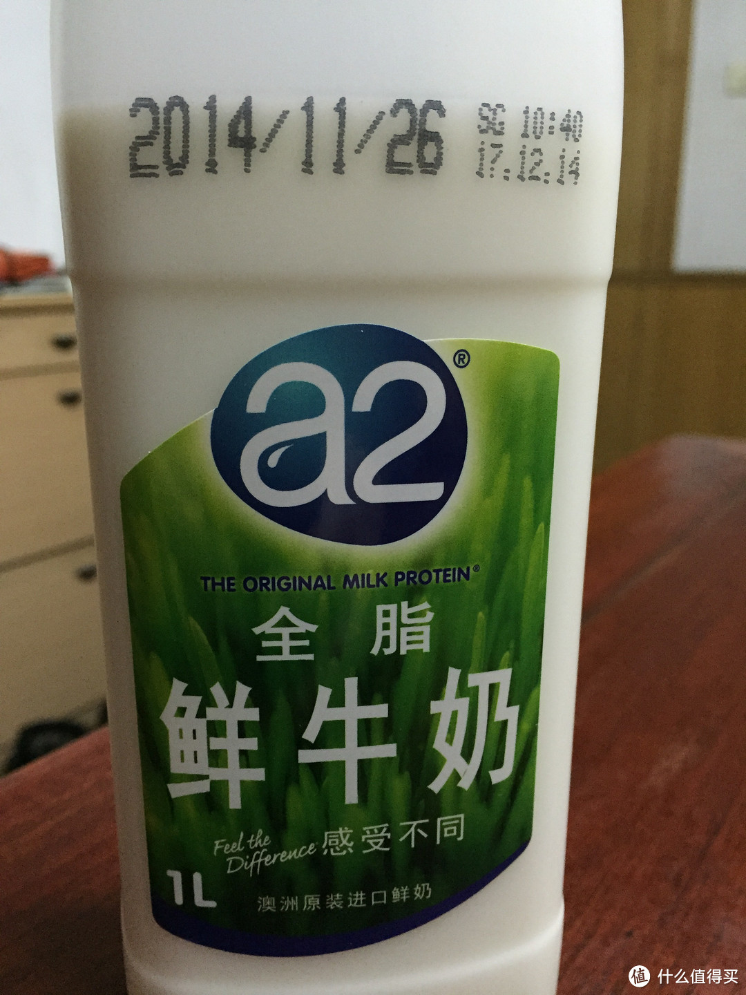 来自澳洲的蓝瓶盖 ：A2 巴氏杀菌全脂鲜牛奶 1L  蓝瓶的 好喝的~