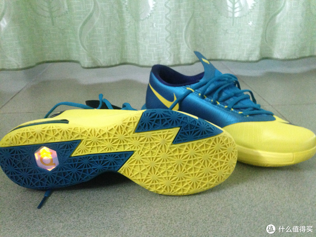 宝岛寄来的 NIKE 耐克 KD 6 杜兰特6代 广告款 香蕉色 男子篮球鞋 599424