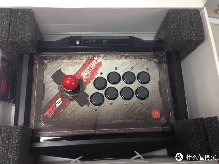 极品家用游戏摇杆：MADCATZ TE2 GGXRD限定开箱！