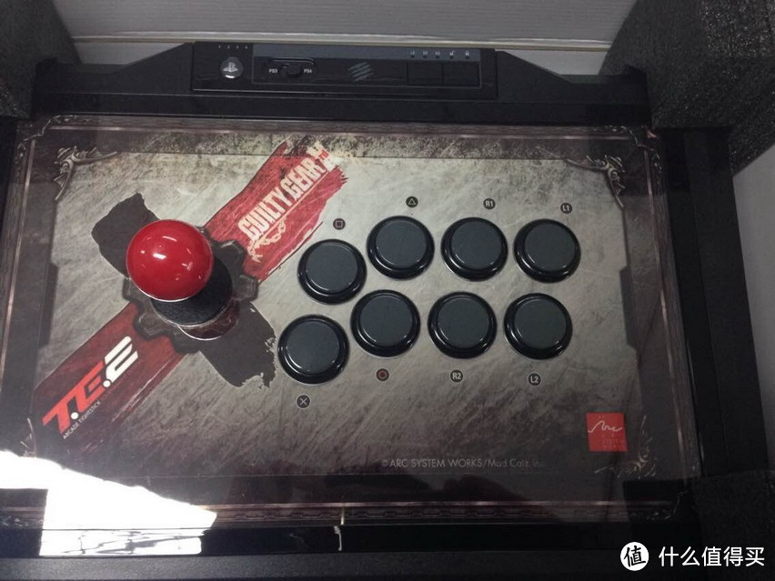 极品家用游戏摇杆：MADCATZ TE2 GGXRD限定开箱！