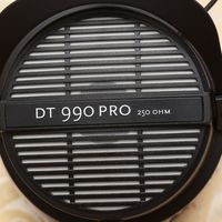 拜亚动力 DT990 Pro 半开放式耳机使用总结(栅格|按扣|耳罩|耳机线|接口)