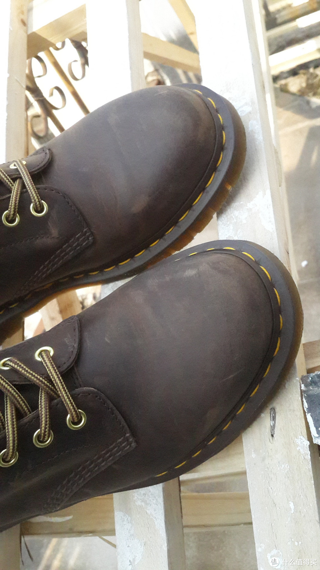 Dr. Martens 1460 Re-Invented Aztec Crazyhorse Leather 男款马丁靴