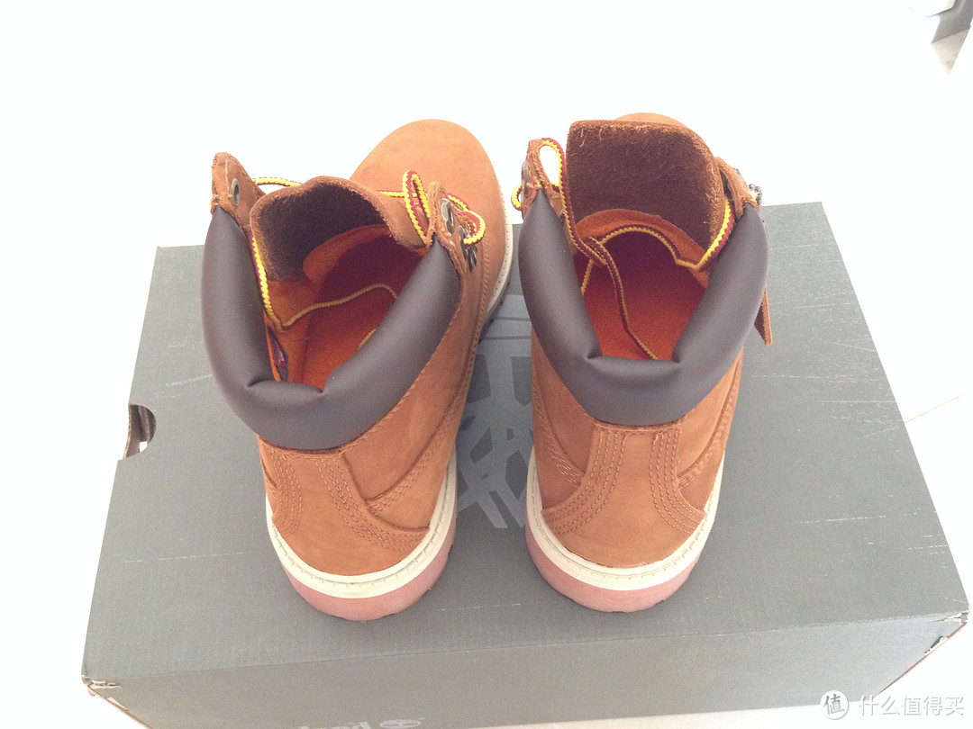 小脚的意外收获：Timberland 添柏岚 6 Inch Classic Premium WP 大童款防水工装靴