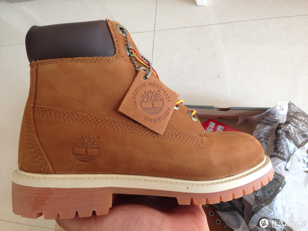 小脚的意外收获：Timberland 添柏岚 6 Inch Classic Premium WP 大童款防水工装靴