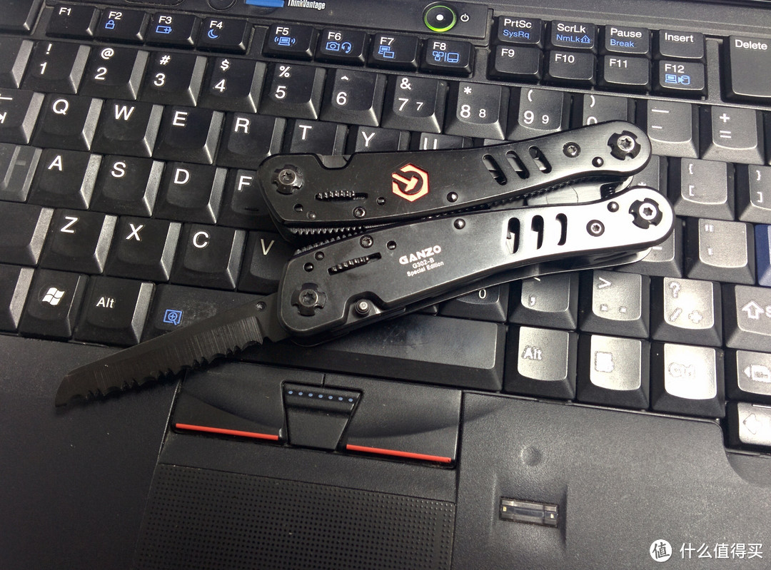 两把工具钳的介绍和对比：SOG 索格 B61N-CP & GANZO 关铸 G302-B