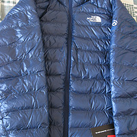 冬季户外保暖层：THE NORTH FACE 北面 900蓬松羽绒服