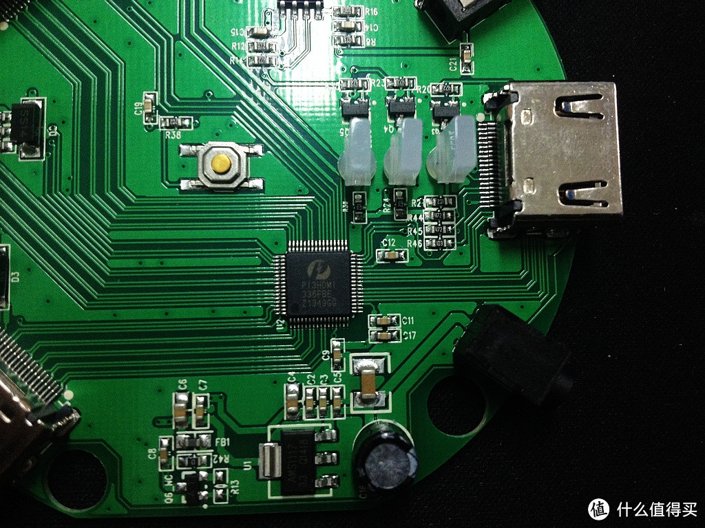 我的高清设备必备恩物：威迅 HDMI 切换器