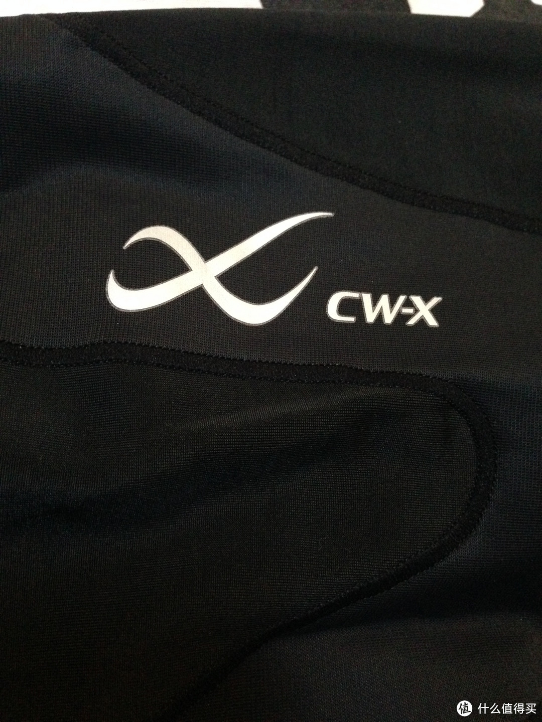 奖励与激励：CW-X tight 压缩卡& under armour 压缩衣& kayano20 跑鞋