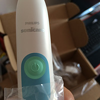 飞利浦 Sonicare HX6211/30 电动牙刷使用感受(声音|刷头|性价比|力度)