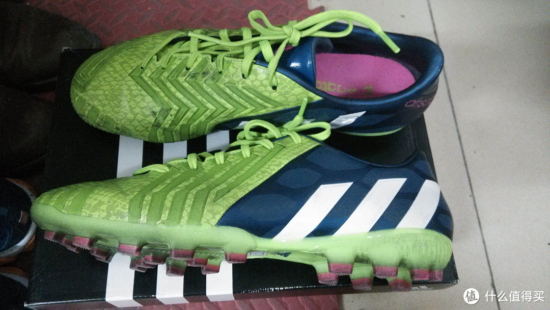 2014圣诞特别征稿：送LG的adidas 阿迪达斯 专业足球鞋 M20144