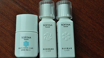 懒人的福音：SOFINA 苏菲娜 日间倍护防护乳 30g SPF50+ 