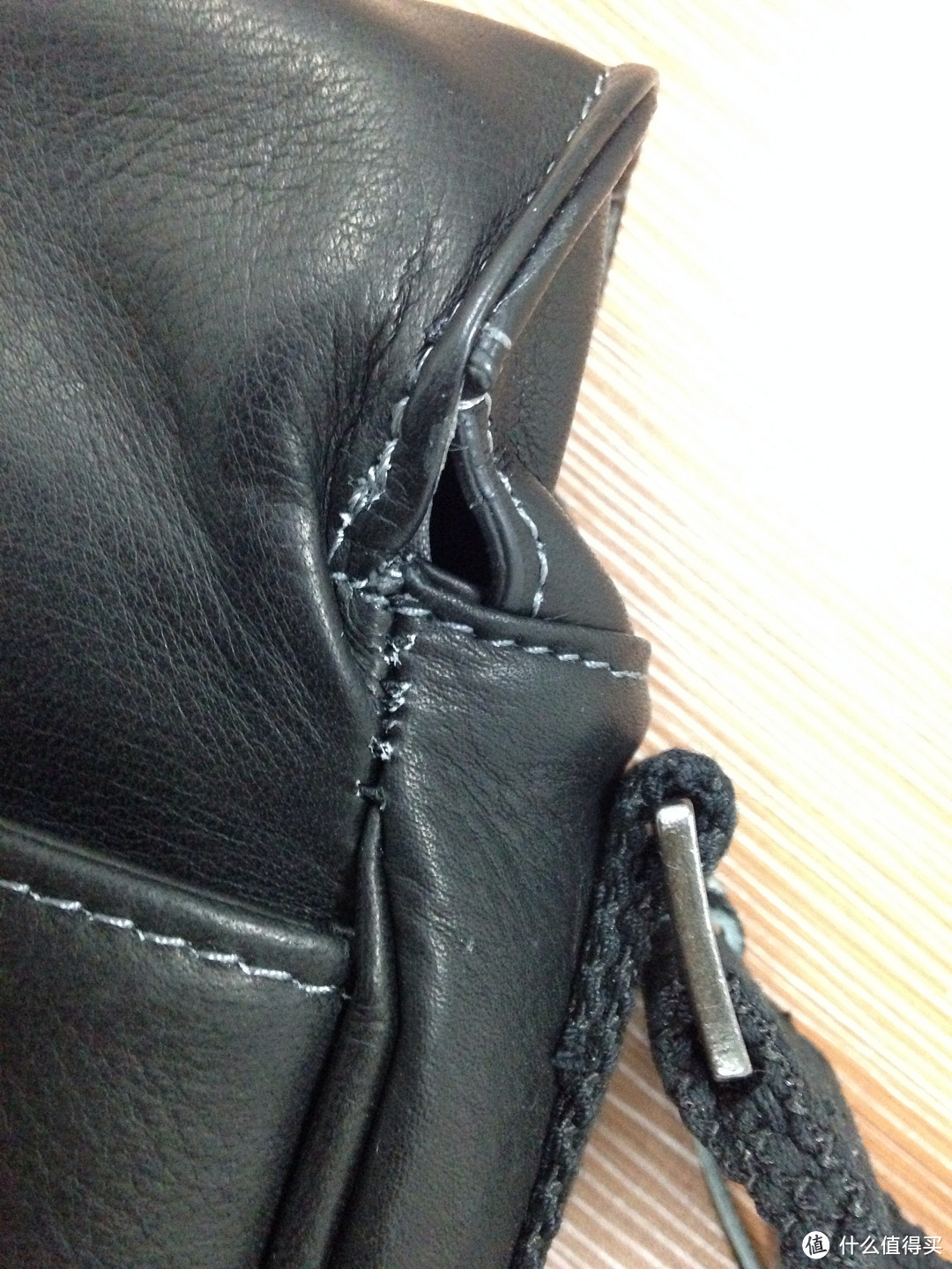 Kenneth Cole 15寸 男士邮差包 Risky Business Messenger Bag