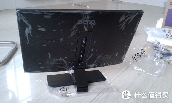 晒一晒我的显示器：BenQ 明基 EW2440L 24英寸 MVA LED