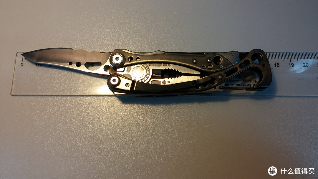 男儿何不带黑侠，收取佳人满天心： Leatherman 莱泽曼 830850 Skeletool CX 黑侠 工具钳