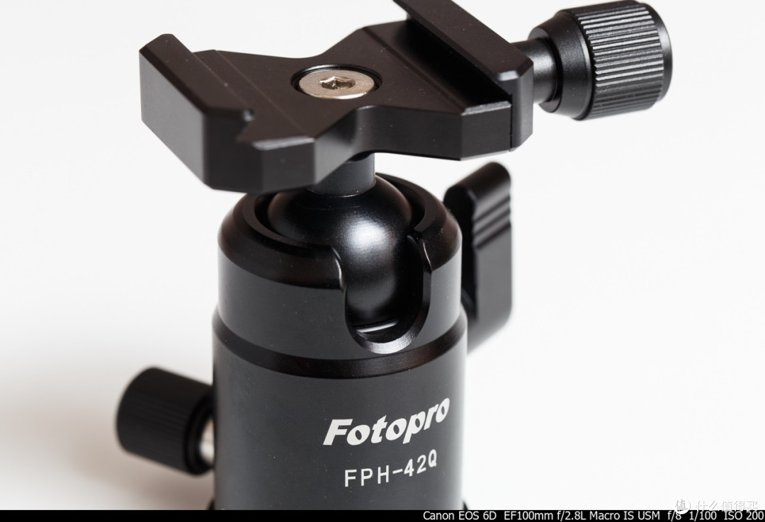 小巧玲珑 书房摄影福音:FOTOPRO 富图宝 M-4S 迷你三脚架