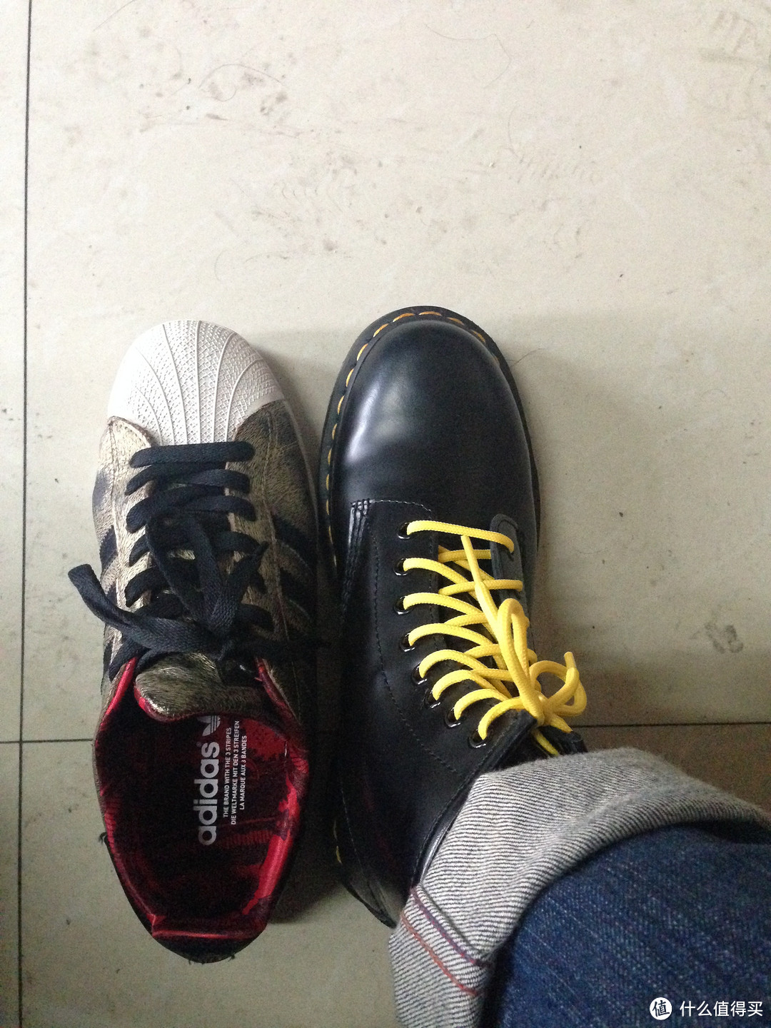 黑五入手的 Dr. Martens 1460 男靴 怎能不来 ~完美上脚 ~