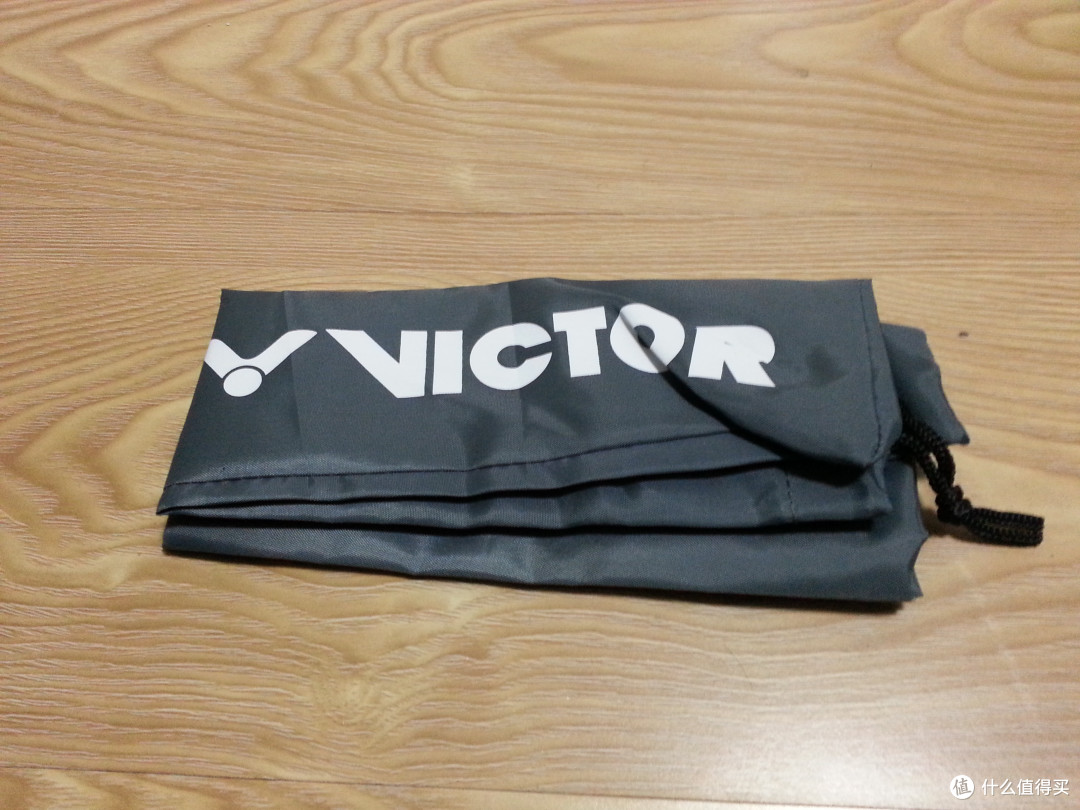 亚马逊z秒杀购入:victor 威克多 羽毛球背包