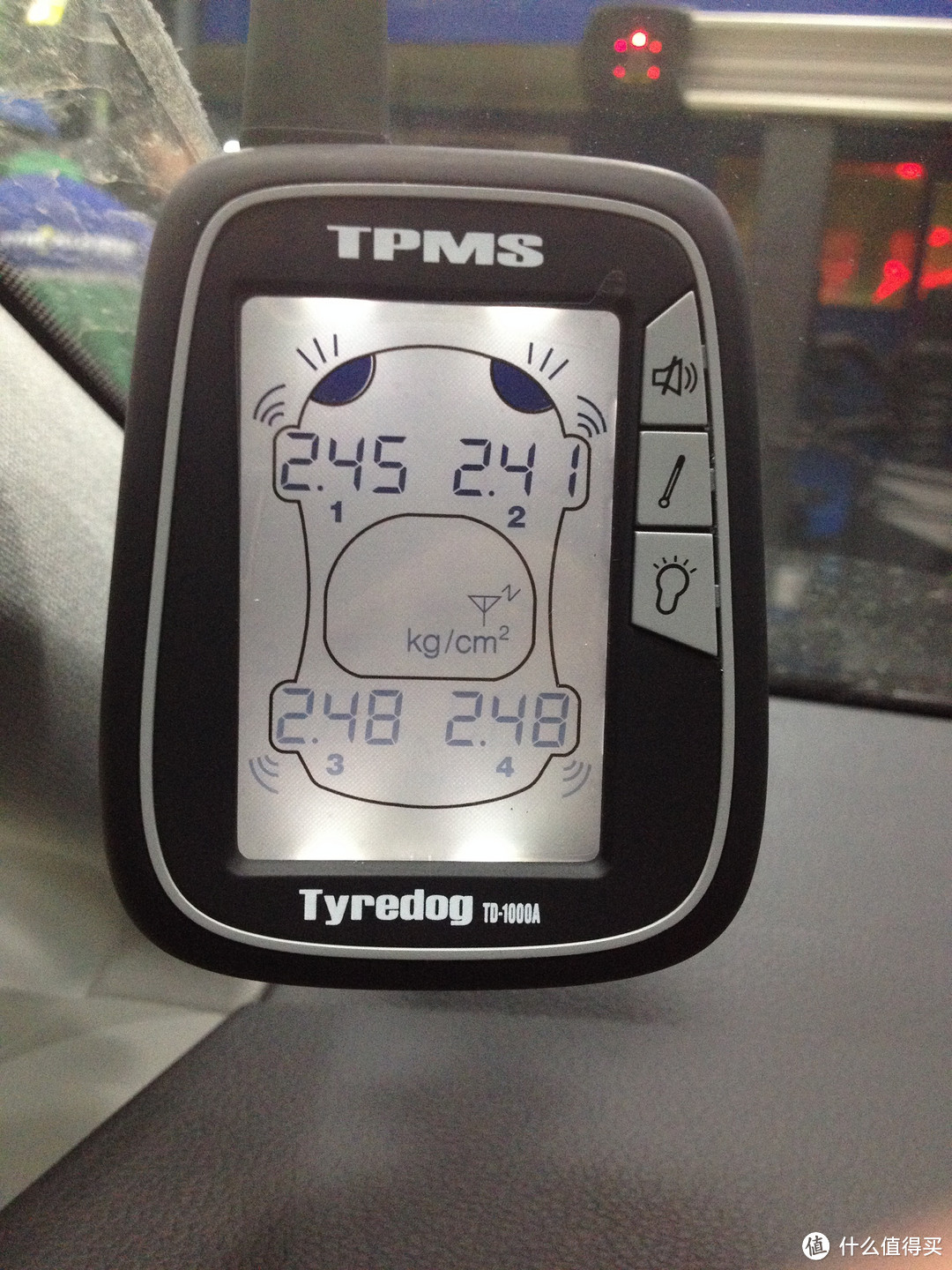 TYREDOG TD1000A 内置无线胎压监测器