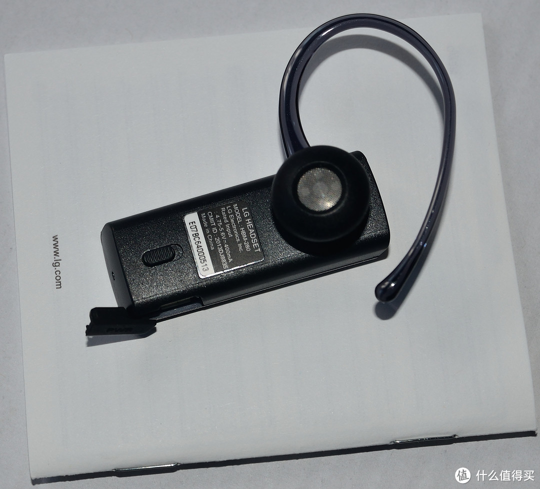 LG 蓝牙耳机 HBM280