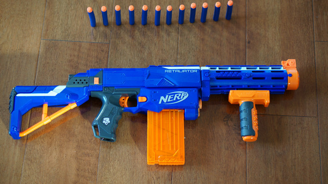 hasbro 孩之宝 nerf 精英系列 复仇者 远程速瞄发射器(橙机)晒单