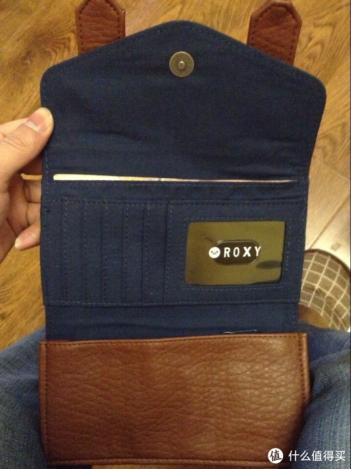皮钱包用多了可以换换口味：ROXY 牛仔布真皮钱包