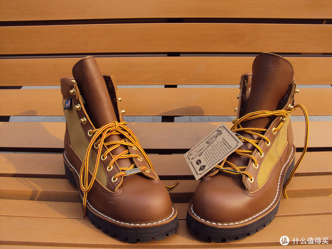 MADE IN U.S.A：Danner Mountain Light 30440 男款户外靴