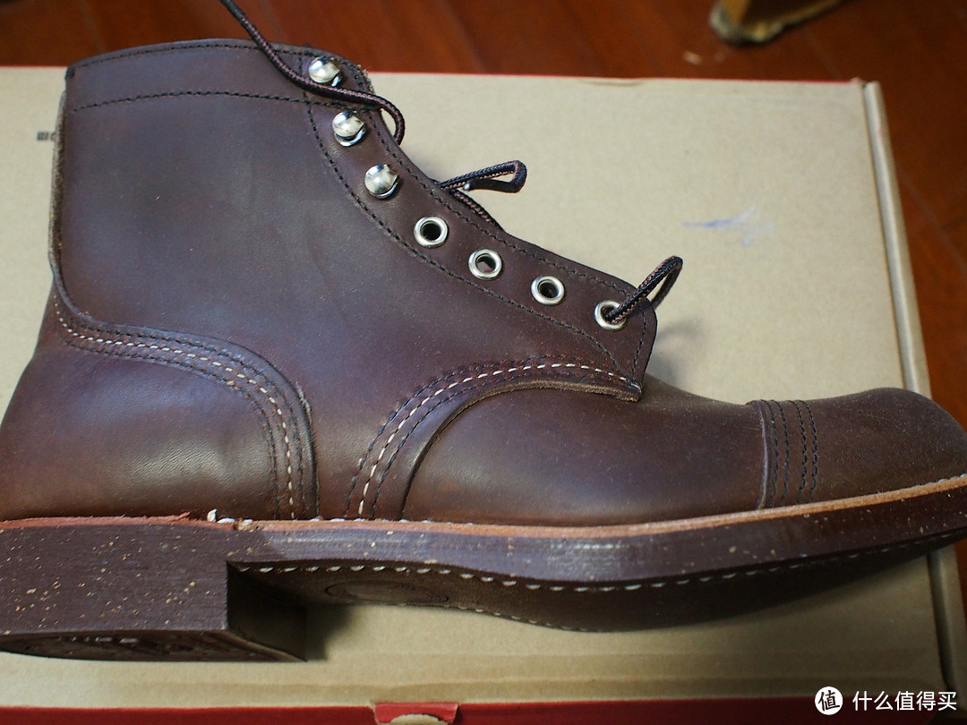 热门款工装靴的对决：Red Wing 红翼8111 VS CHIPPEWA 1901M25