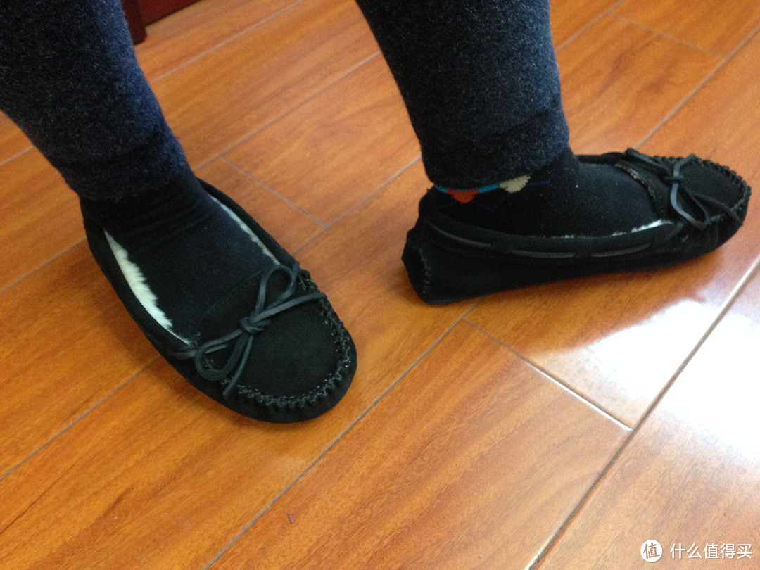 宅女的 Minnetonka 迷你唐卡 Cally Faux Fur Slipper 平底鞋