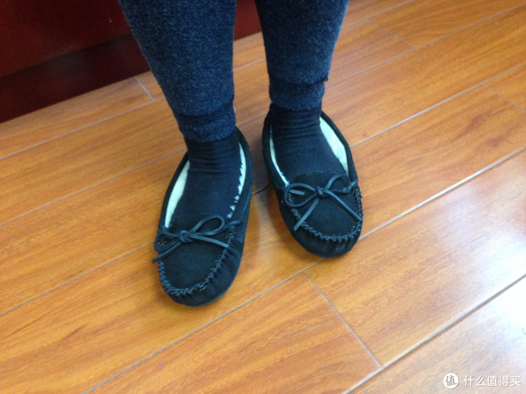 宅女的 Minnetonka 迷你唐卡 Cally Faux Fur Slipper 平底鞋