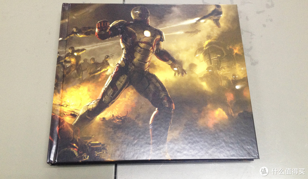 钢铁的末日狂欢：《Marvel's Iron Man 3: The Art of the Movie Slipcase》钢铁侠画册