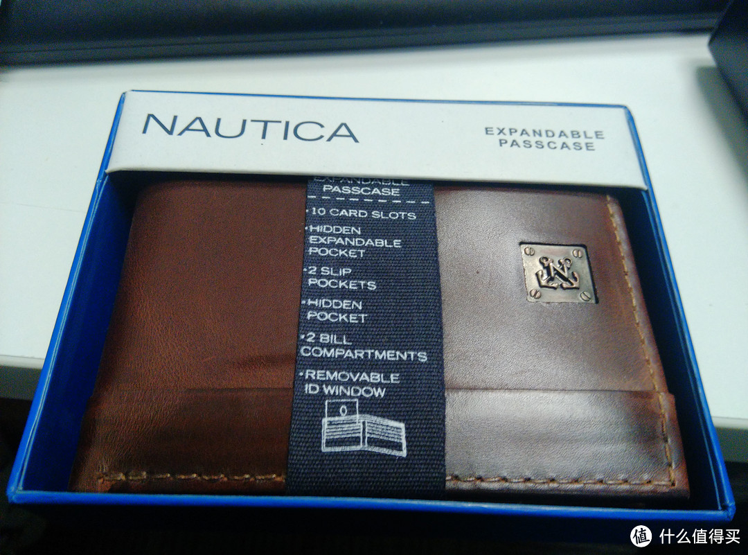 毛爷爷不露头：Nautica 诺帝卡 Passcase 棕色男款钱包