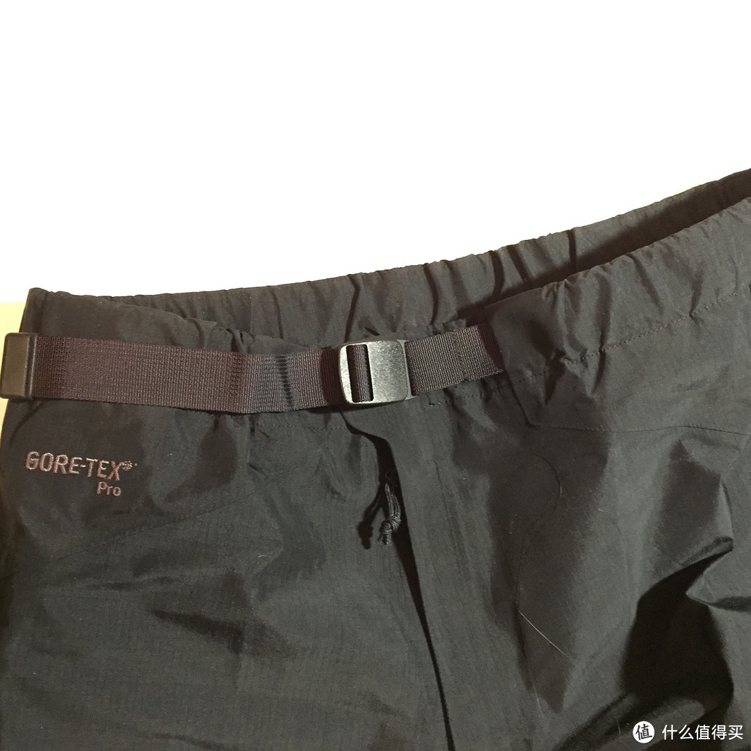 媳妇的Alpha SV Jacket和Beta AR Pant