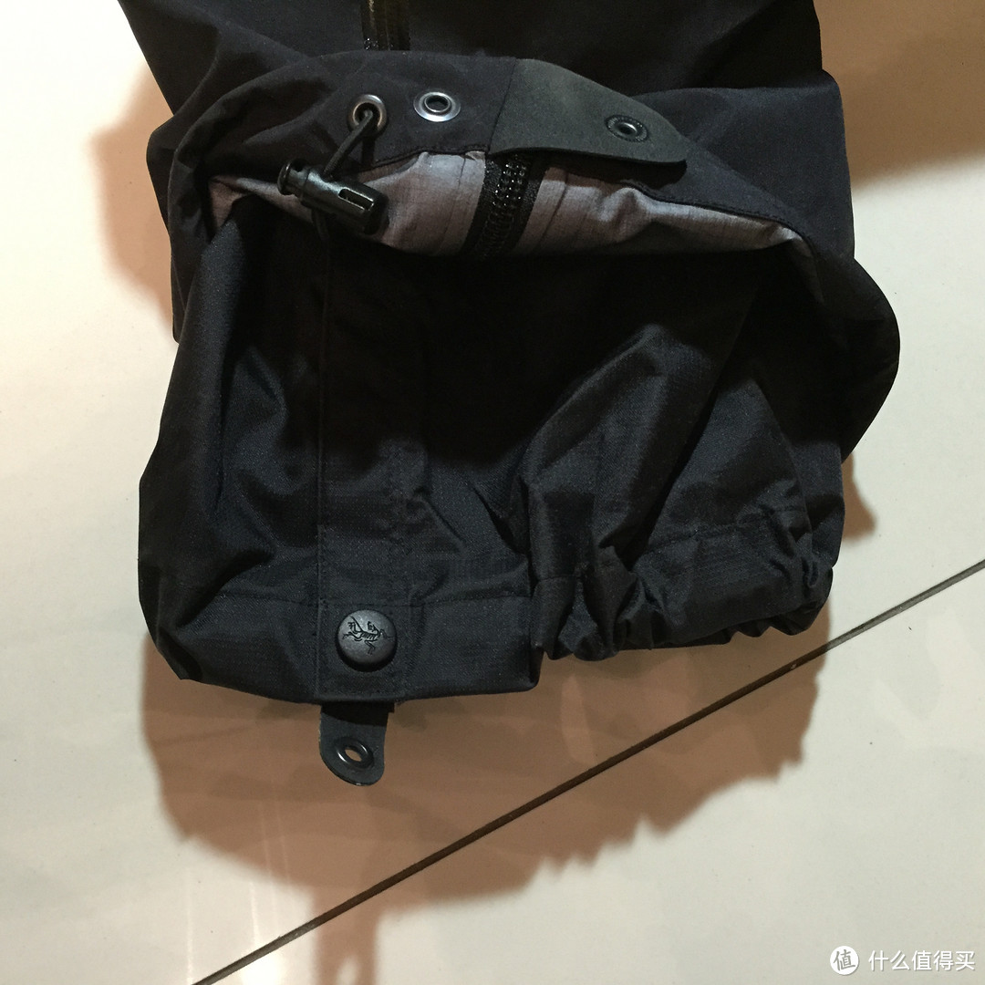 媳妇的Alpha SV Jacket和Beta AR Pant