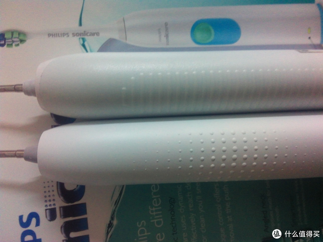 Philips 飞利浦 Sonicare HX6212/05 电动牙刷及与HX6730对比