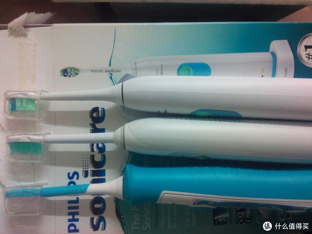 Philips 飞利浦 Sonicare HX6212/05 电动牙刷及与HX6730对比