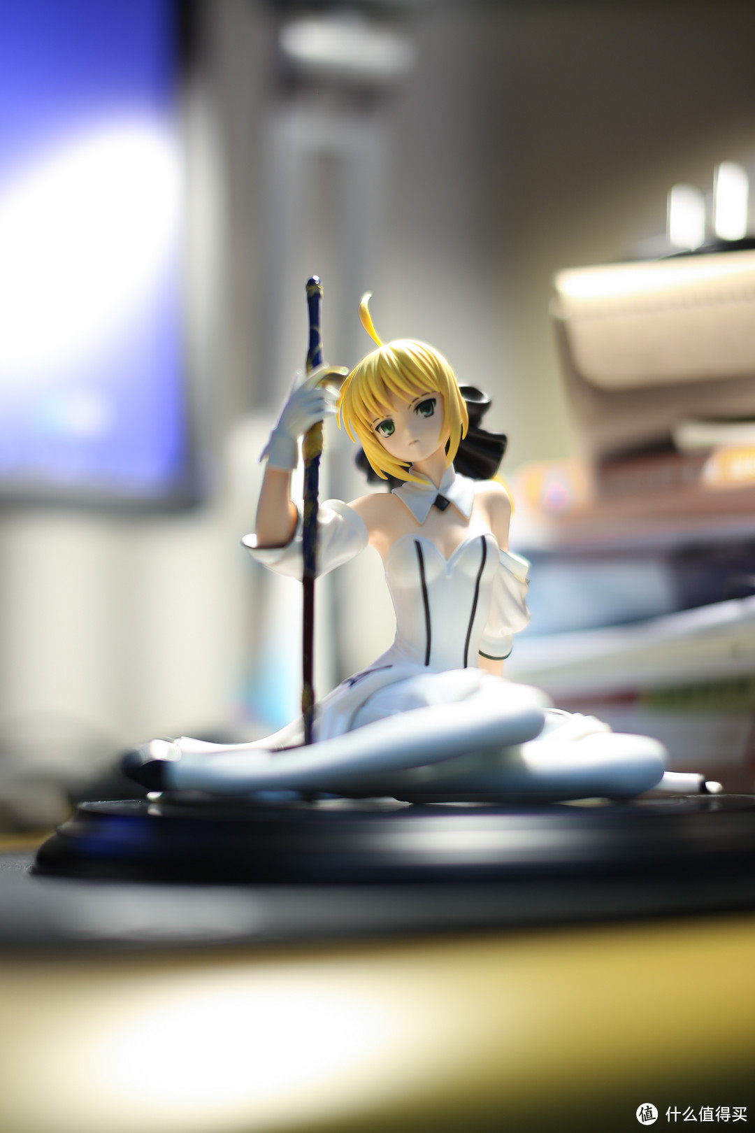 送自己一个手办：坐姿 saber lily